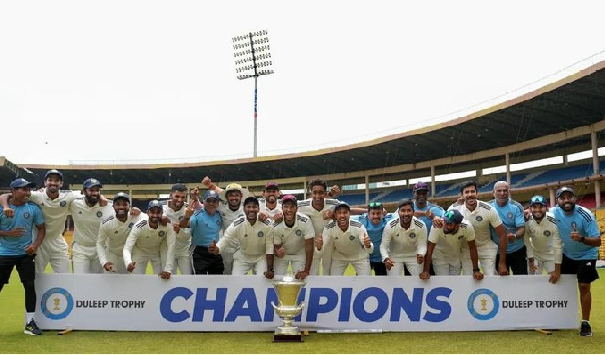 Duleep Trophy 2024: दलीप ट्रॉफी के फॉर्मेट में हुआ बदलाव, स्टार क्रिकेटर्स खेलेंगे, जानें पूरा शेड्यूल