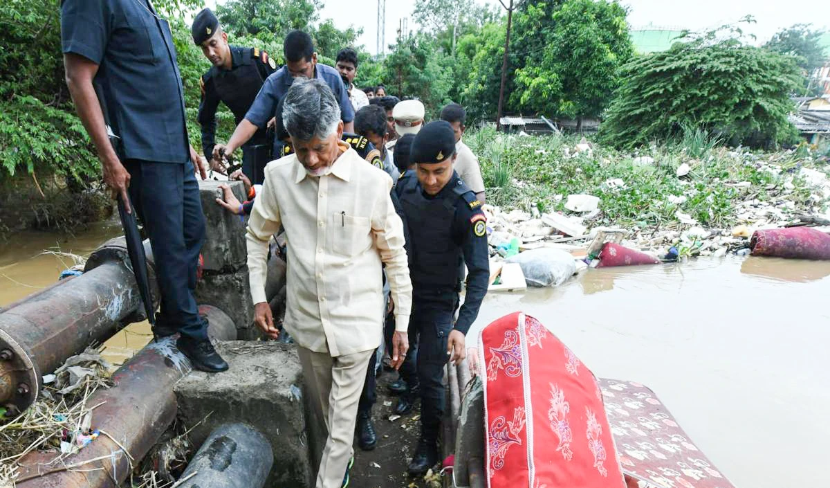 Andhra Pradesh Floods | ‘बाढ़ पीड़ितों को 17 सितंबर से पहले मुआवजा दिया जाएगा’, चंद्रबाबू नायडू ने किया वादा