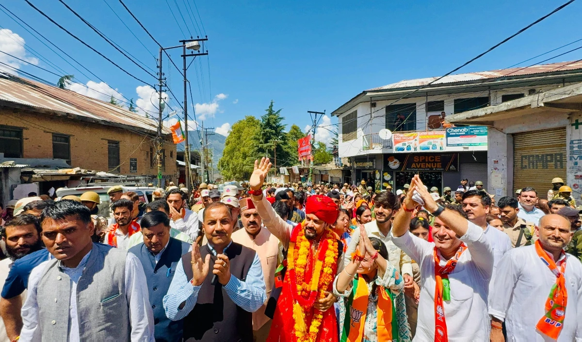 Jammu And Kashmir को फिर से अराजकता-आतंकवाद की आग में झोंकना चाहते हैं कांग्रेस-नेक्रां: Anurag Thakur