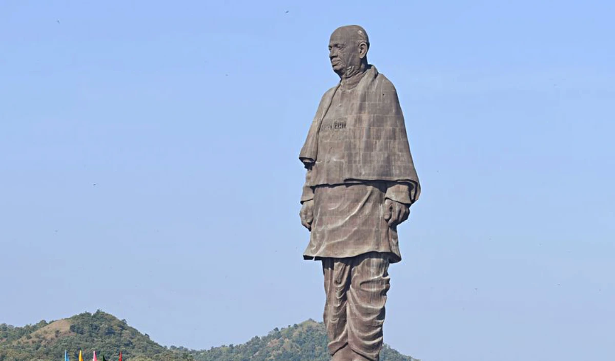 ‘Statue of Unity’ प्रतिमा में दरार नजर आने का सोशल मीडिया पर किया गया दावा, प्राथमिकी दर्ज