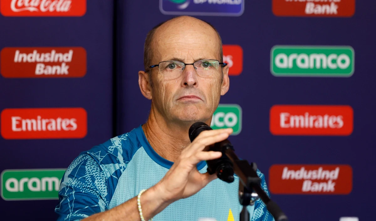 Gary Kirsten ने पाकिस्तान की सीमित ओवरों की टीम के कोच पद से इस्तीफा दिया