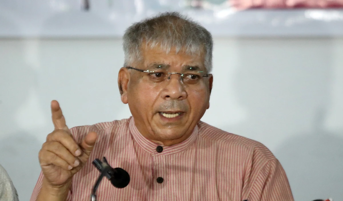 शरद पवार की आरक्षण सीमा 75 प्रतिशत करने की मांग ‘बौद्धिक दिवालियापन’ : Prakash Ambedkar