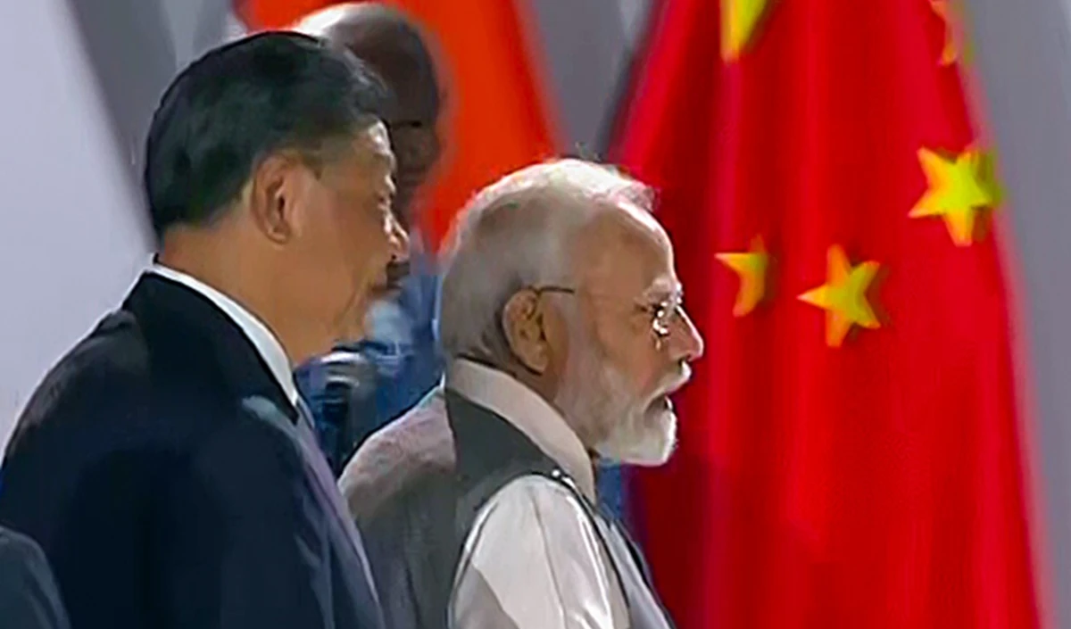 India- China Relation | अब रूस में Xi Jinping से Narendra Modi का हाथ मिलाना तय! पुतिन के कारनामे से सख्ते में दुनिया | BRICS summit