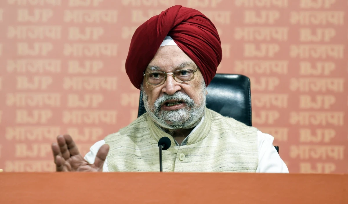 केंद्रीय मंत्री Hardeep Singh Puri का खरगे पर निशाना: झूठ का इस्तेमाल कर मनगढ़ंत आरोप लगा रही है कांग्रेस