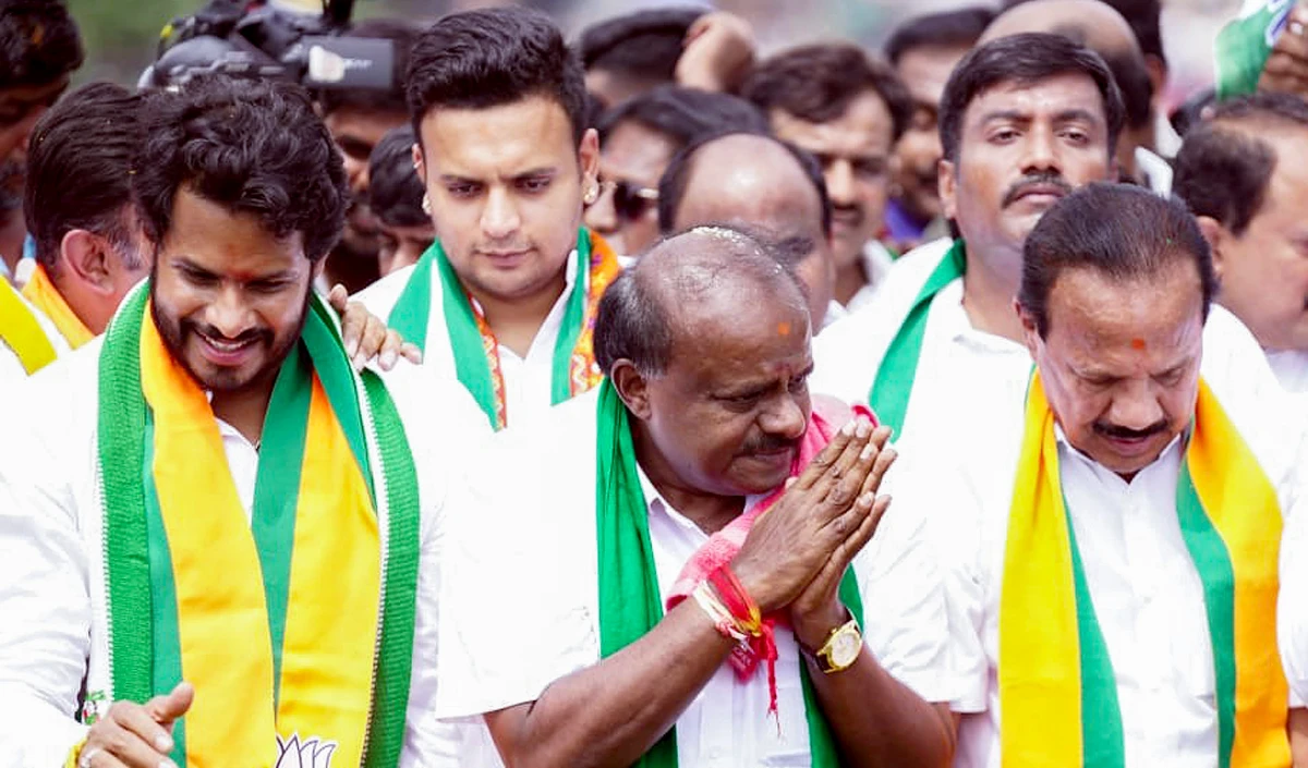 जेडीएस नेता की हार के बाद Nikhil Kumaraswamy के प्रशंसक ने आत्महत्या का प्रयास किया