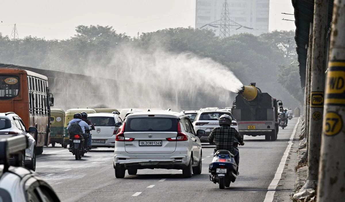 Lahore में AQI पहुंचा 1900 के पार, वायु प्रदूषण पर पाकिस्तान ने भारत को ठहराया जिम्मेदार