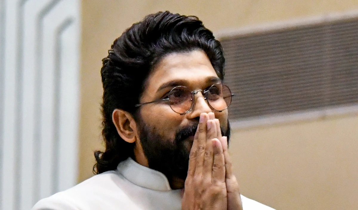 Bollywood Wrap Up | Allu Arjun के लिए राहत भरी खबर, मरने वाली महिला का पति केस वापस लेने के लिए तैयार