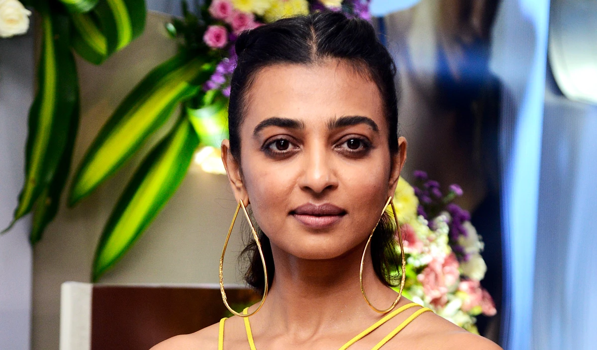 Radhika Apte ने अपने पहले बच्चे के जन्म की घोषणा की, अपने एक सप्ताह के बैबी गर्ल की तस्वीर साझा की