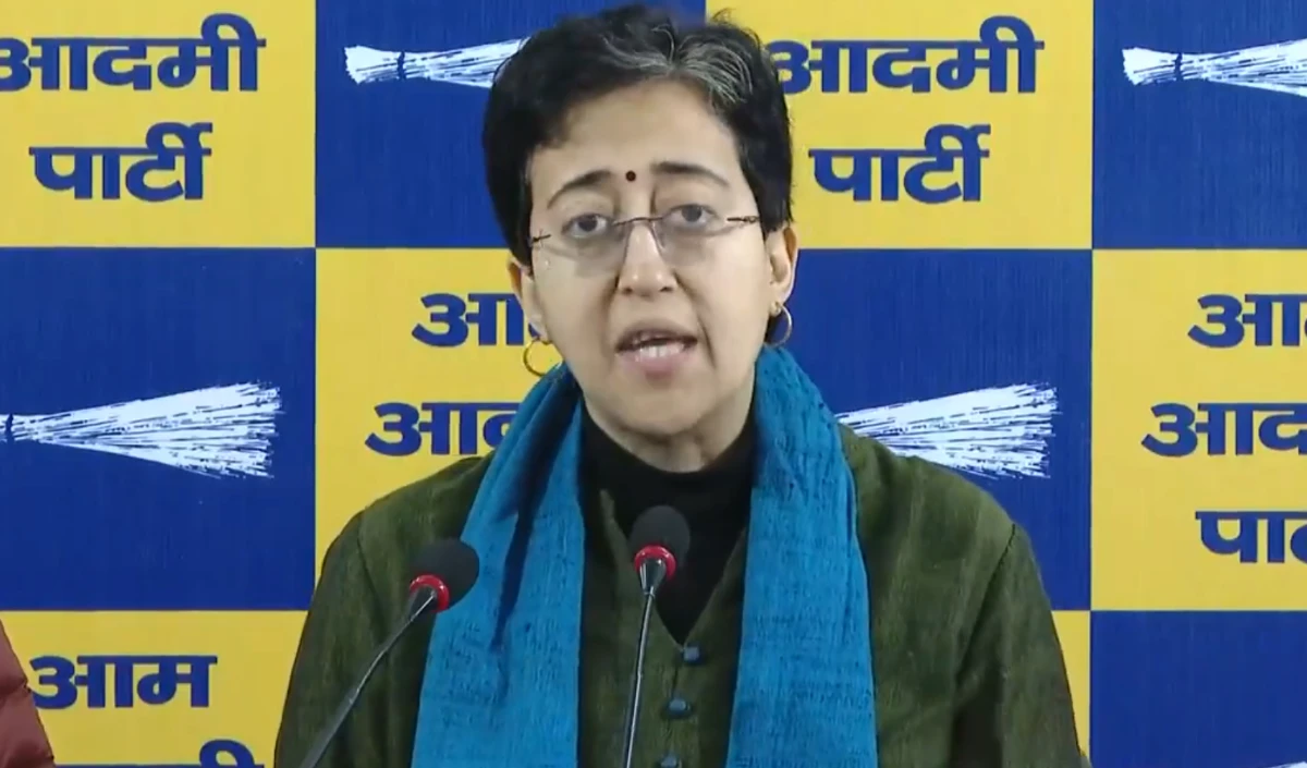 Delhi की मुख्यमंत्री Atishi ने किया दावा, Arvind Kejriwal को खत्म करने की कोशिश कर रही BJP