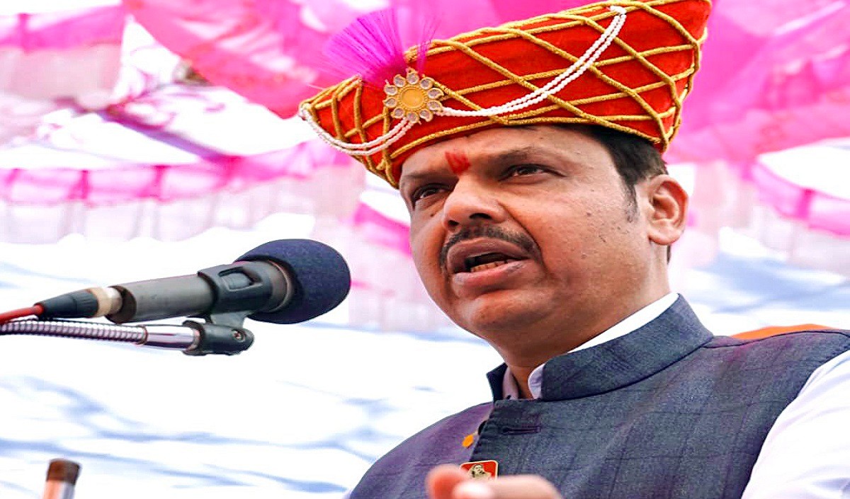 CM Devendra Fadnavis ही हैं एक्टिव मोड में रहने वाले महाराष्ट्र के एकमात्र मंत्री, सुप्रिया सुले का बयान