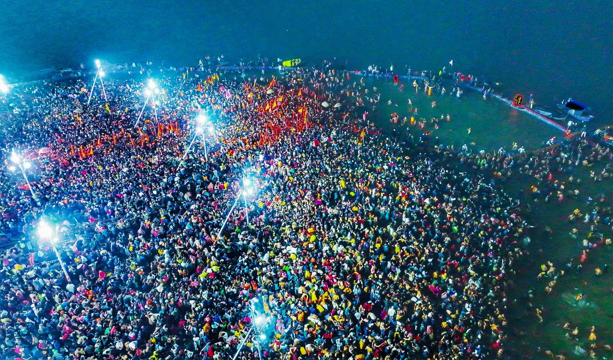 Maha Kumbh 2025: 24 से 26 जनवरी तक त्रिवेणी के आकाश में दिखेगा ड्रोन  का शो, श्रद्धालु संस्कृति का संगम नजारा देख सकते हैं