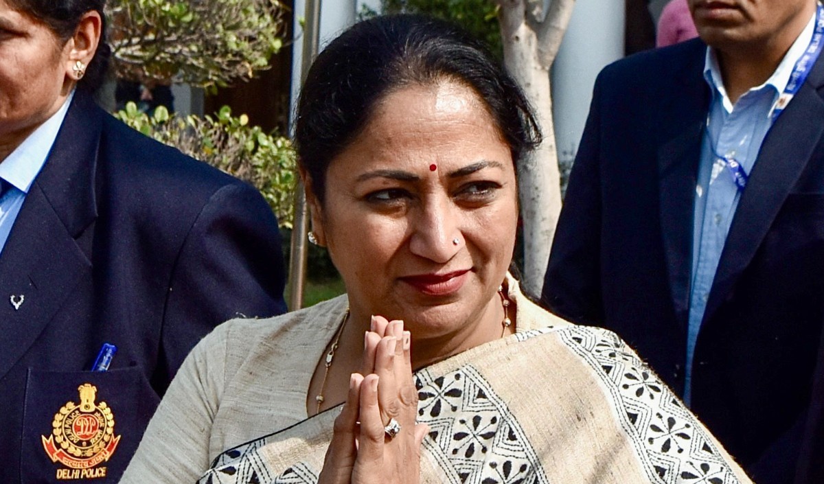 समग्र सामाजिक विकास के लिए मजबूत स्वास्थ्य सेवा और महिला शिक्षा महत्वपूर्ण: रेखा गुप्ता