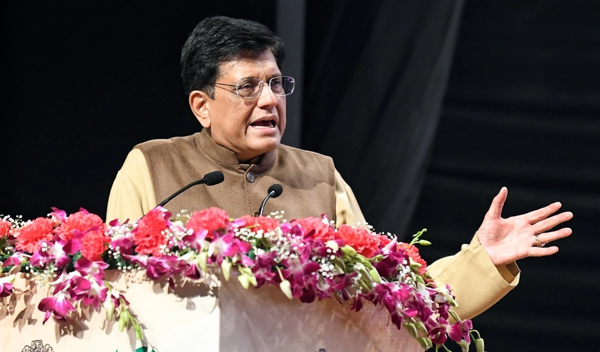 ब्रिटेन पहुंचे पीयूष गोयल ने अहमदाबाद विमान दुर्घटना में मार गए लोगों को श्रद्धांजलि दी