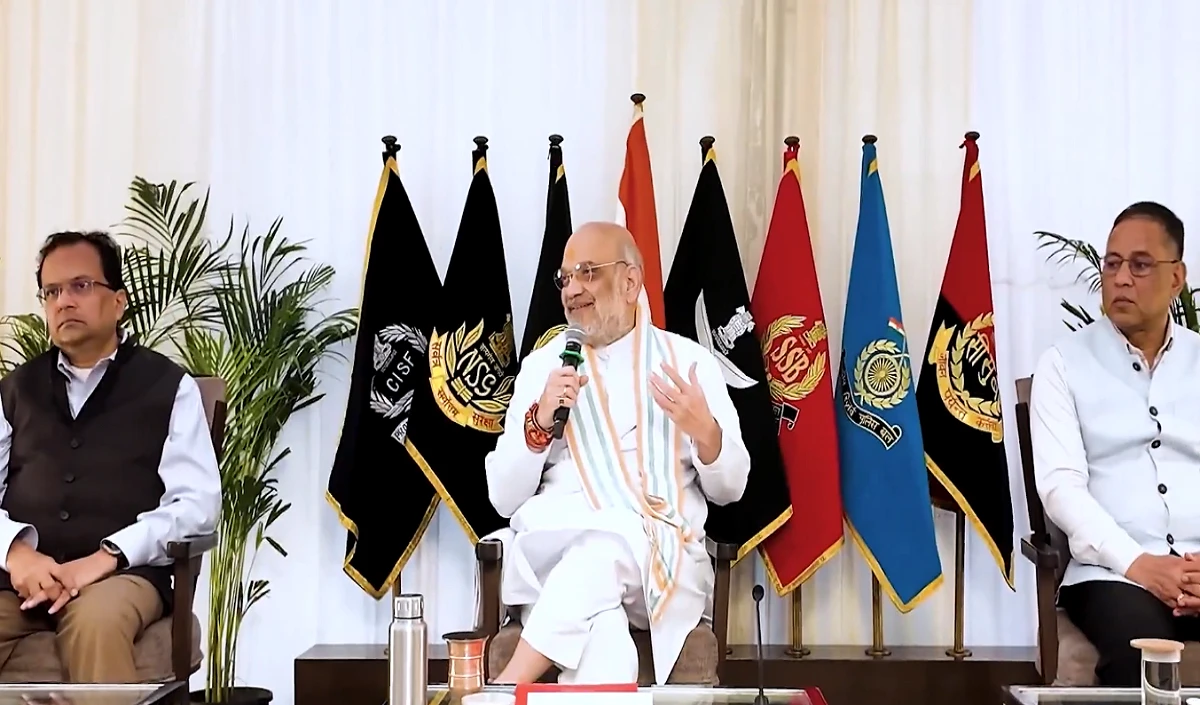 ऑपरेशन महादेव में शामिल जवानों को अमित शाह ने किया सम्मानित, बोले- राष्ट्र हमारे बहादुरों को सलाम करता है