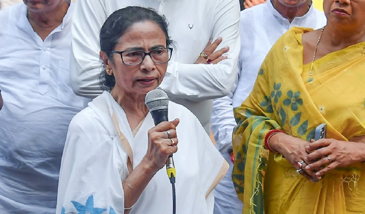 NRC और SIR को लेकर भाजपा पर बरसीं ममता बनर्जी, बोलीं- डरने की कोई ज़रूरत नहीं है