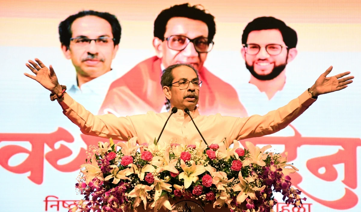 महाराष्ट्र सरकार राज्य से मराठी भाषा को खत्म करने की कोशिश कर रही है: उद्धव ठाकरे