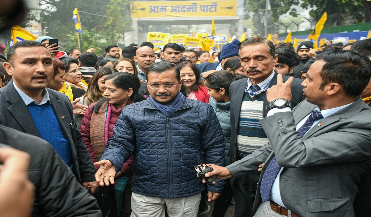 यमुना में उफान, दिल्ली में बाढ़! केजरीवाल बोले- आप कार्यकर्ता राहत में जुटें