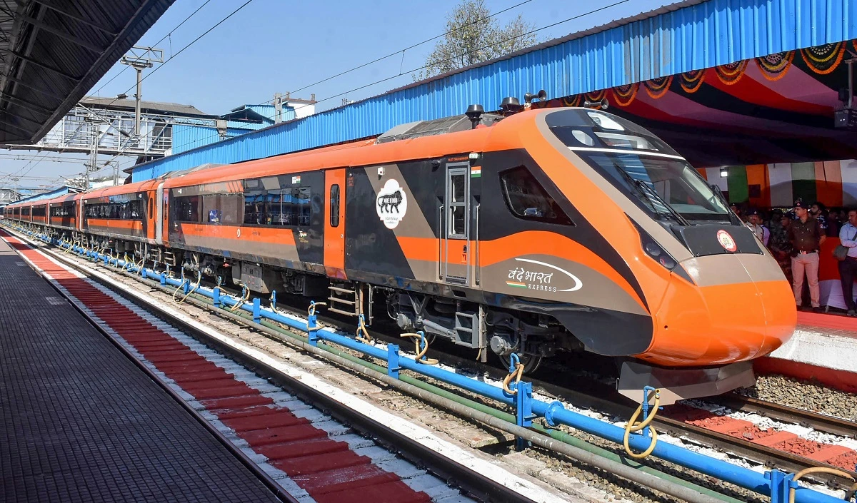 सस्ते पानी से रेलवे का यात्रियों को तोहफा, Rail Neer की कीमतें हुईं कम, 22 सितंबर से लागू