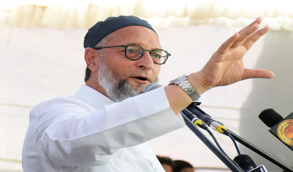 ओवैसी ने विपक्ष को दिखाया आईना, कहा- मुझे कोसने से पहले अपनी कमज़ोरी देखो