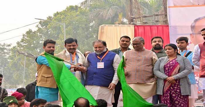 Ballia-पूर्व विधायक मैनेजर सिंह की जयंती पर बलिया में मैराथन की दौड़, अफ्रीकी देश के धावक को पहला स्थान