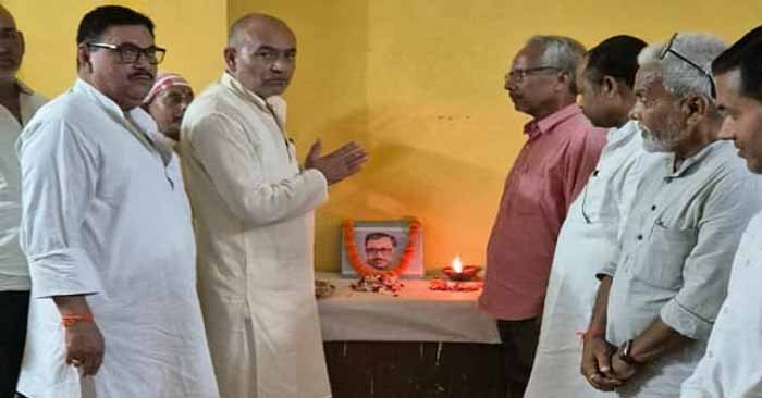 Ballia-समर्पण दिवस के रूप में मनाई गई पंडित दीन दयाल उपाध्याय की पुण्यतिथि