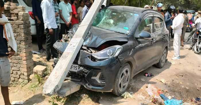 Ballia-तेज रफ्तार कार ने ई-रिक्शा को मारी टक्कर, दुर्घटना में एक व्यक्ति की मौत, दो गंभीर