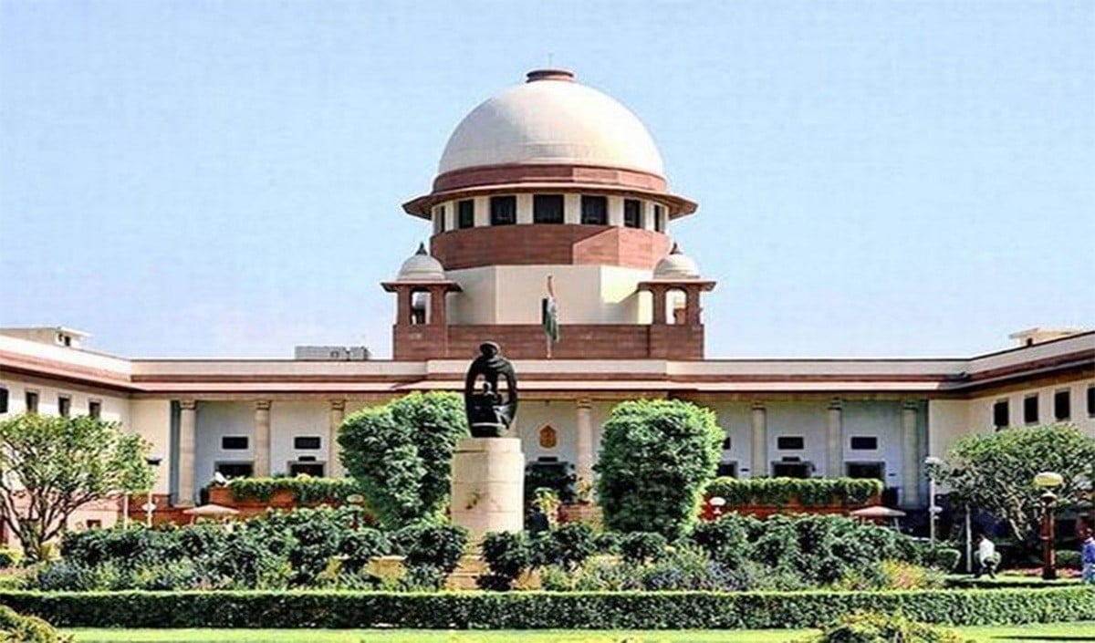 Tamil Nadu का सियासी घमासान Supreme Court पहुंचा, TVK ने Governor के खिलाफ की याचिका दायर