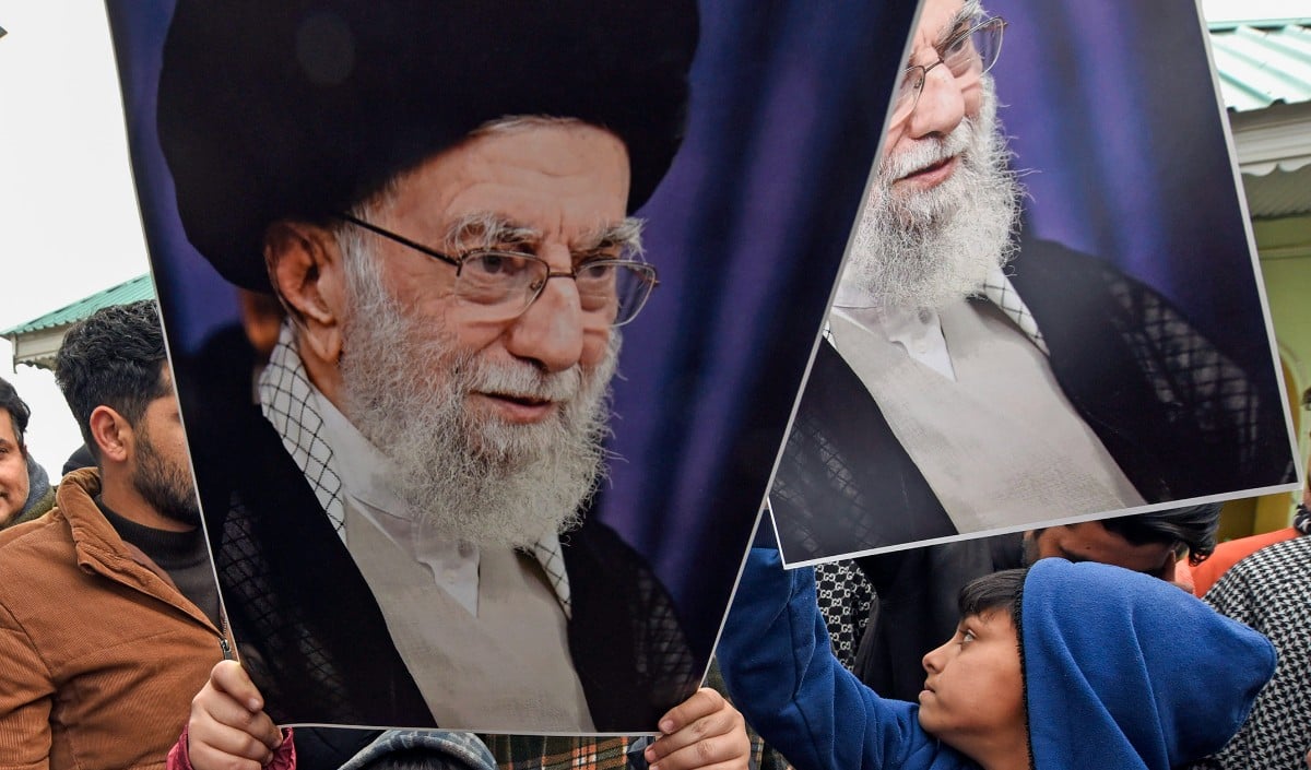 Ayatollah Ali Khamenei Funeral Postponed | 28 फरवरी को हत्या,  जून-जुलाई में अंतिम संस्कार! जानें खामेनेई को दफनाने में क्यों हो रही है इतनी बड़ी देरी?