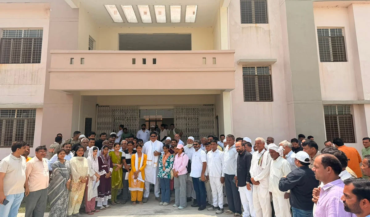 “योगी सरकार का बेटियों को ऐतिहासिक उपहार, जेवर में शिक्षा और सशक्तिकरण का नया अध्याय शुरू”